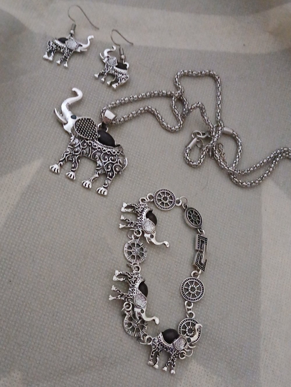 Silver Elephant Pendant Necklace and Bracelet Set - Women Jewelry